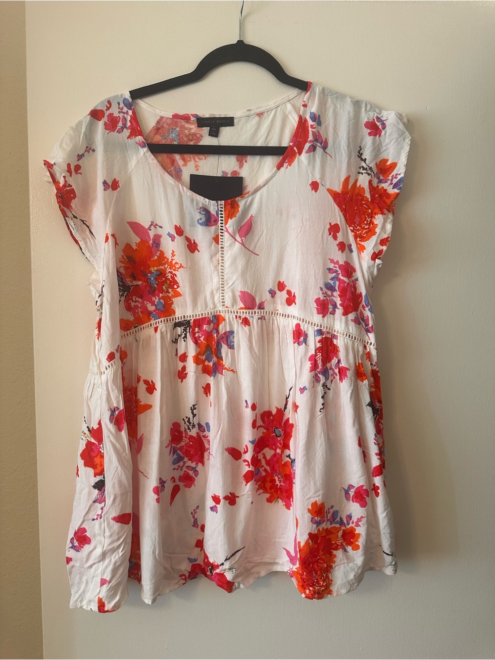Women’s Floral Scoop-Neck Tunic Top - White with Pink & Orange Print